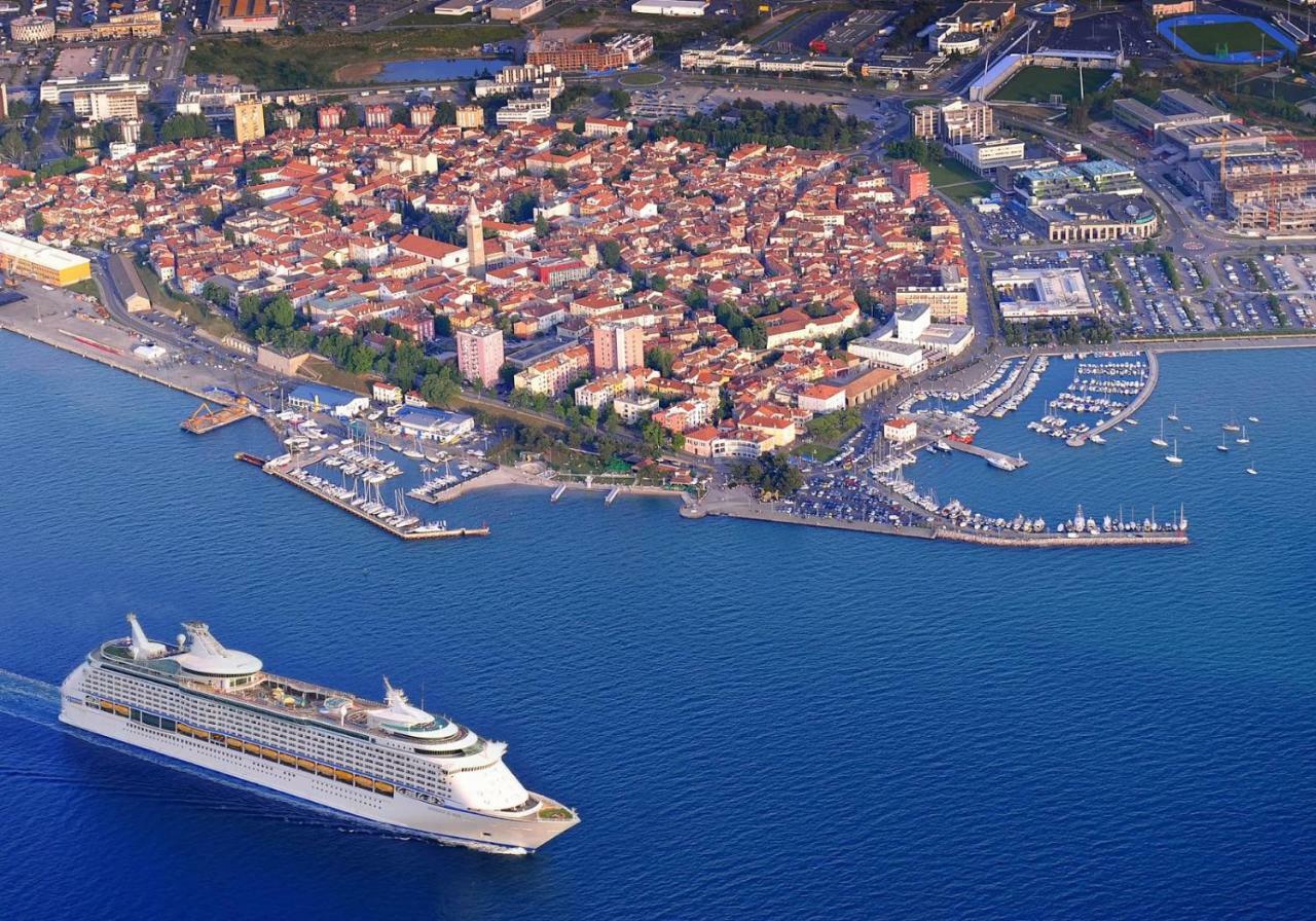Apartmajsko Naselje Zusterna Koper Exterior foto