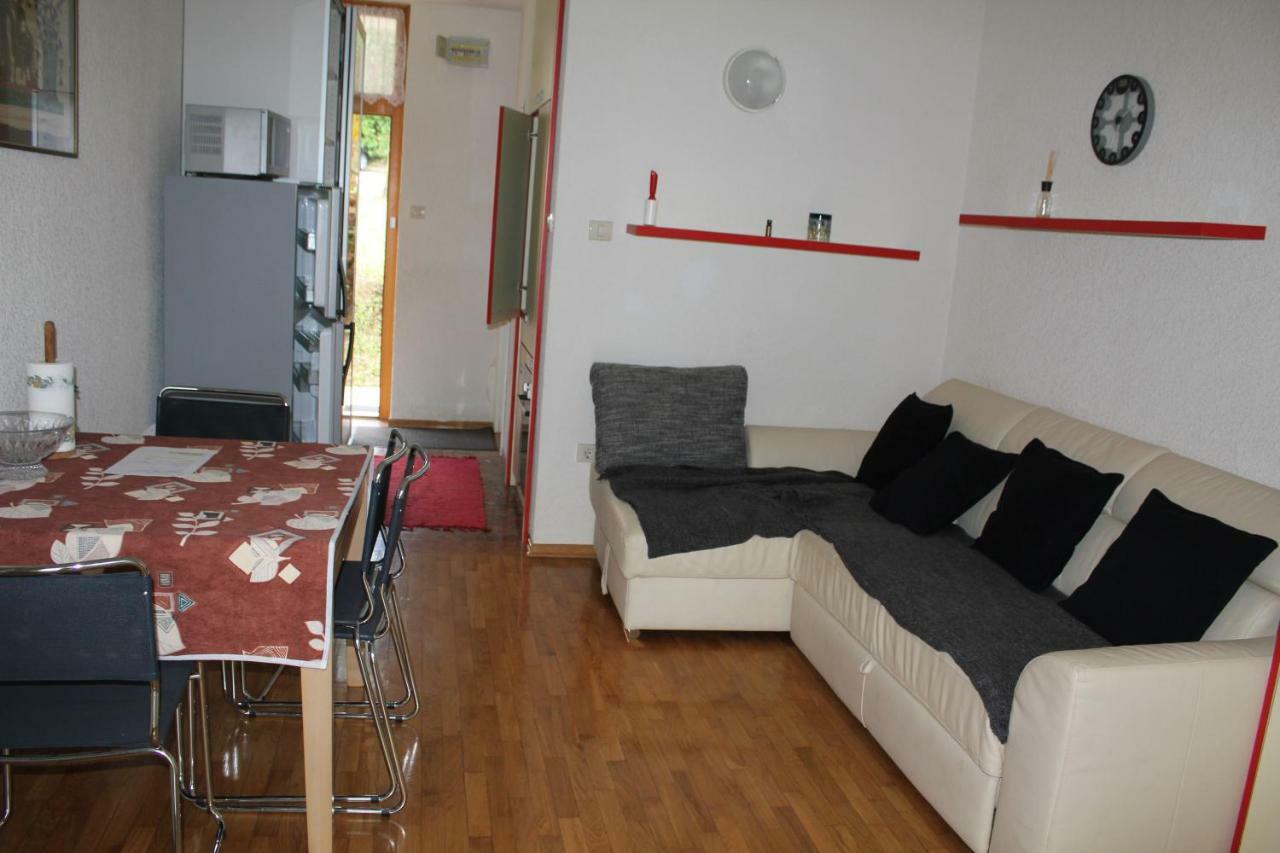 Apartmajsko Naselje Zusterna Koper Exterior foto