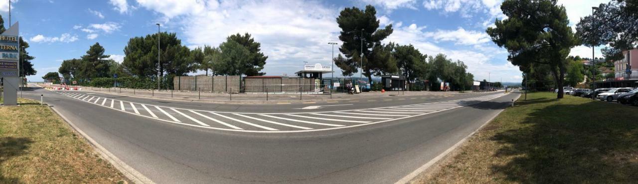 Apartmajsko Naselje Zusterna Koper Exterior foto